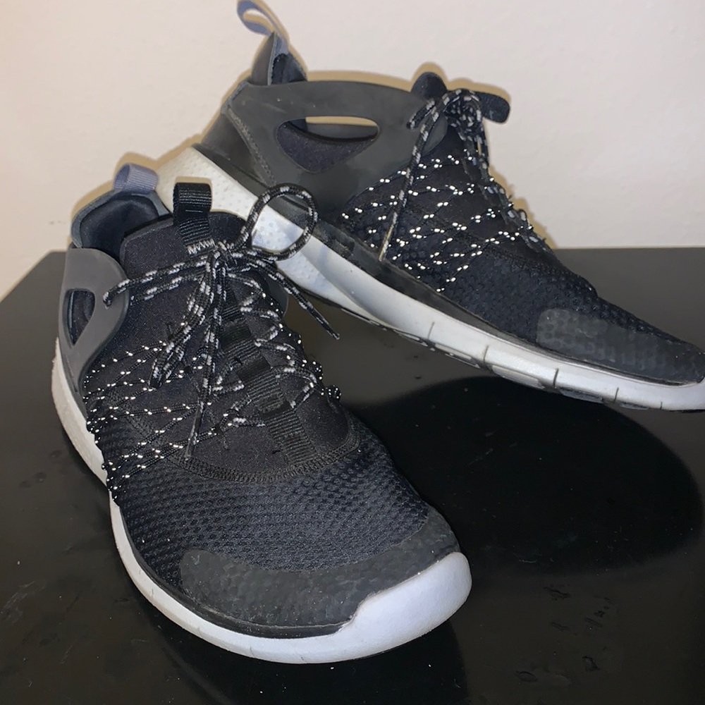 Nike Free Virtuous black/Cool Grey shoes